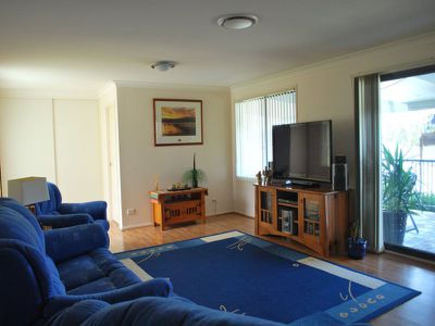 5 Woodside Circuit, Horsley