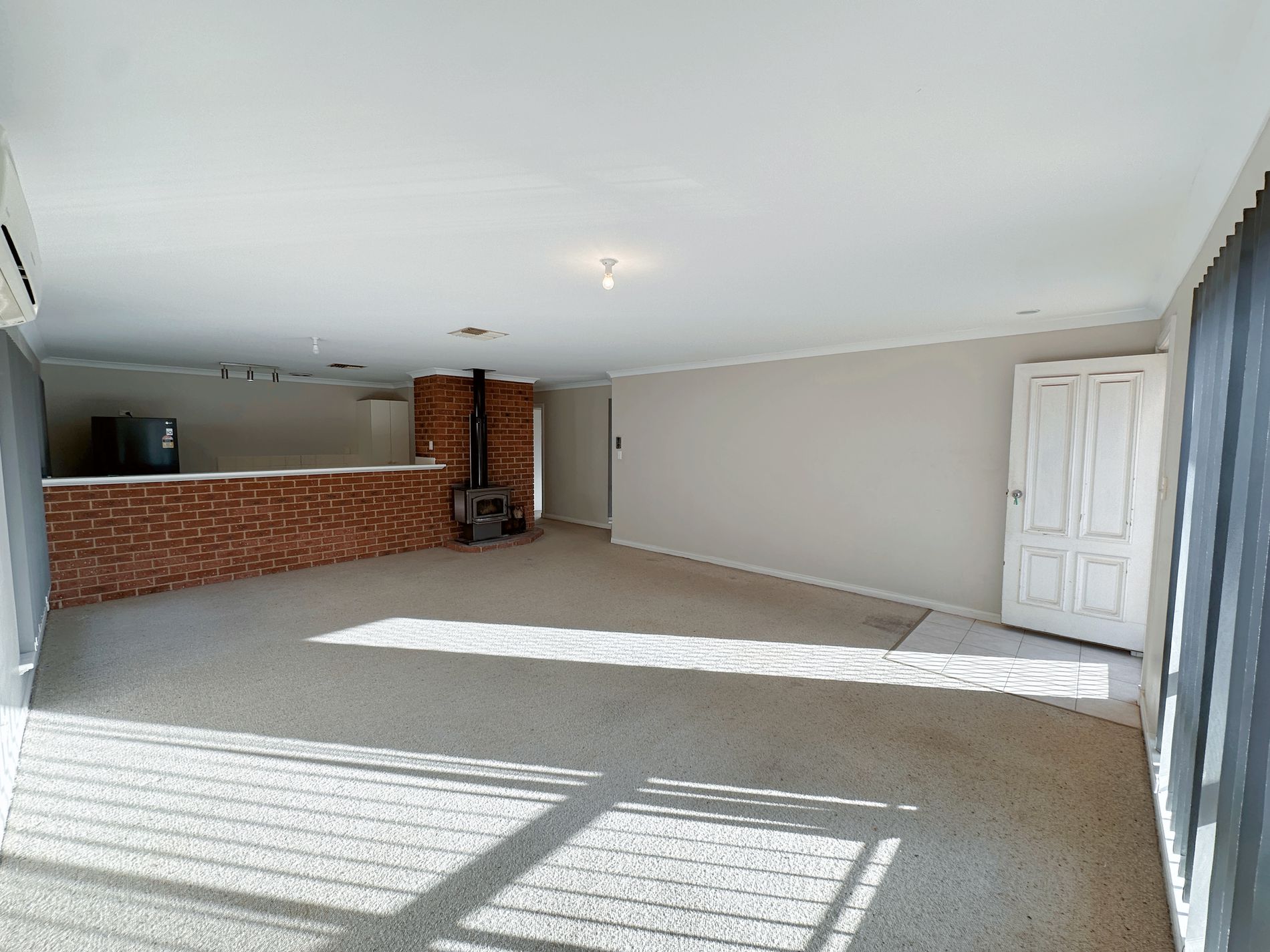 2 / 3 Kitchener Road, Kalgoorlie