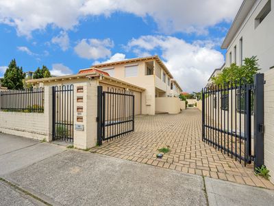 141C Melville Parade, Como