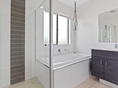 10 Frogmouth Street, Upper Coomera