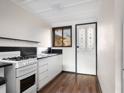 2 / 90 Bourke Street, Piccadilly