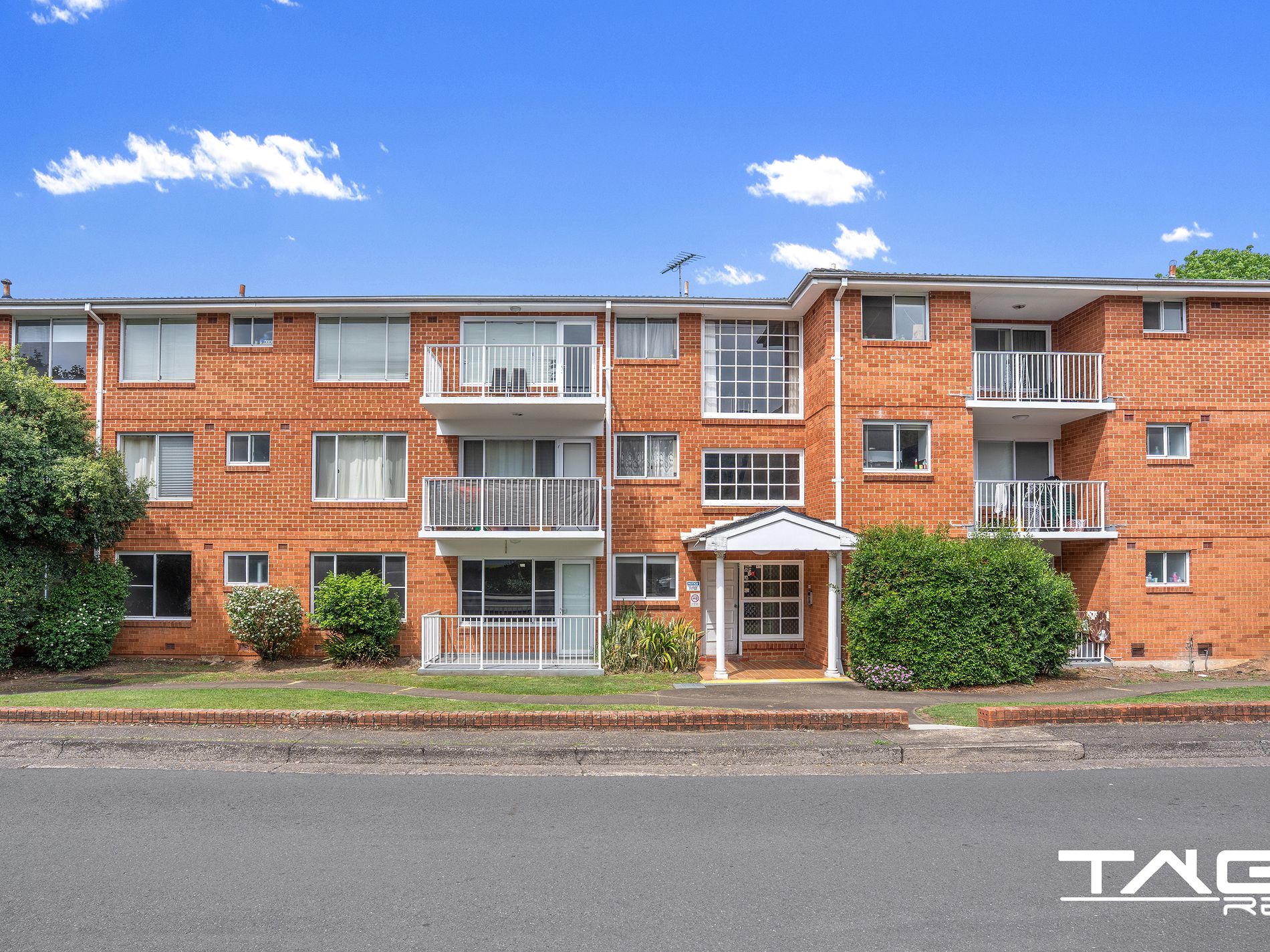 18/30 Queens Road, Westmead