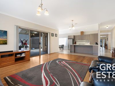 3 Rosslare Place, Cranbourne