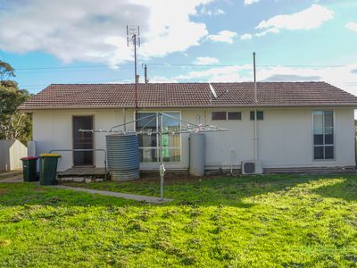 84 Albert Street, Horsham