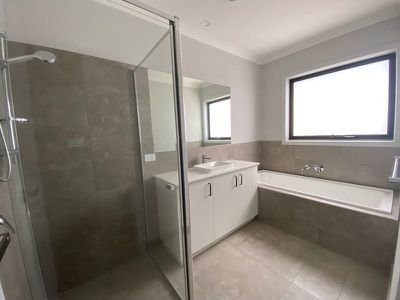 4 / 172 Matthews Road, Corio