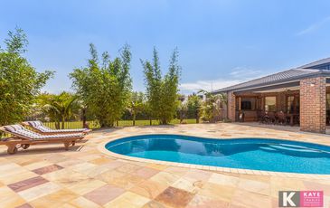 25 Rose Garden Court, Narre Warren North