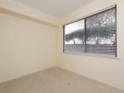7 / 52 King George Street, Victoria Park