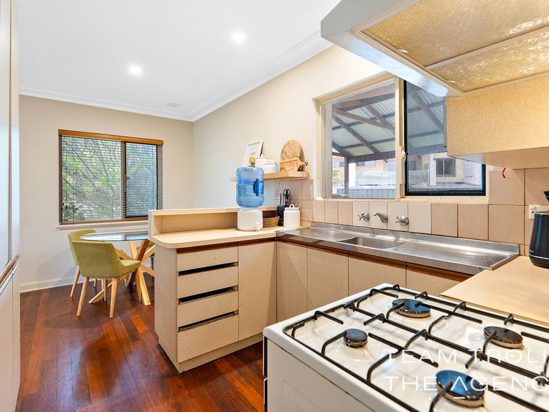 37 Blackwood Avenue, Hamilton Hill