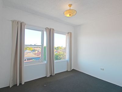 12 / 37 Kings Road, Brighton-le-sands