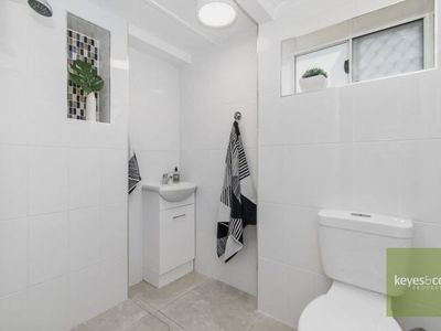 223 Tippett Street, Gulliver