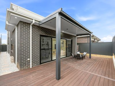 64 Feathertail Avenue, Marsden Park