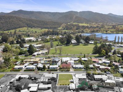 10 Beauty Avenue, Mount Beauty