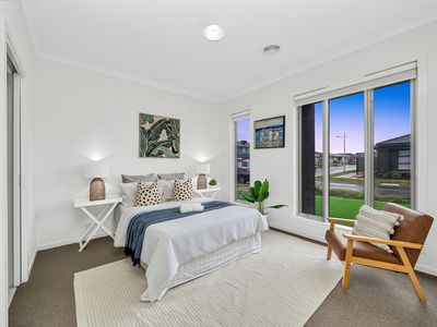 19 Nitre Street, Manor Lakes