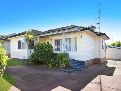 18 Fisher Street, Oak Flats