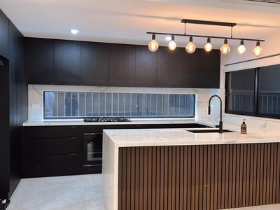 30B Lookout Drive, Mount Pritchard