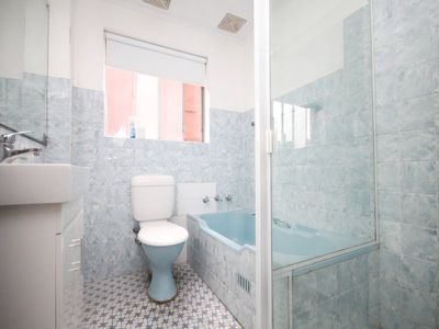 1 / 256 Haldon Street, Lakemba