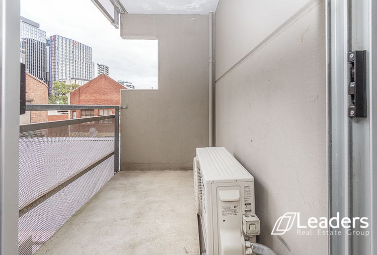 423 / 118 Franklin Street, Melbourne
