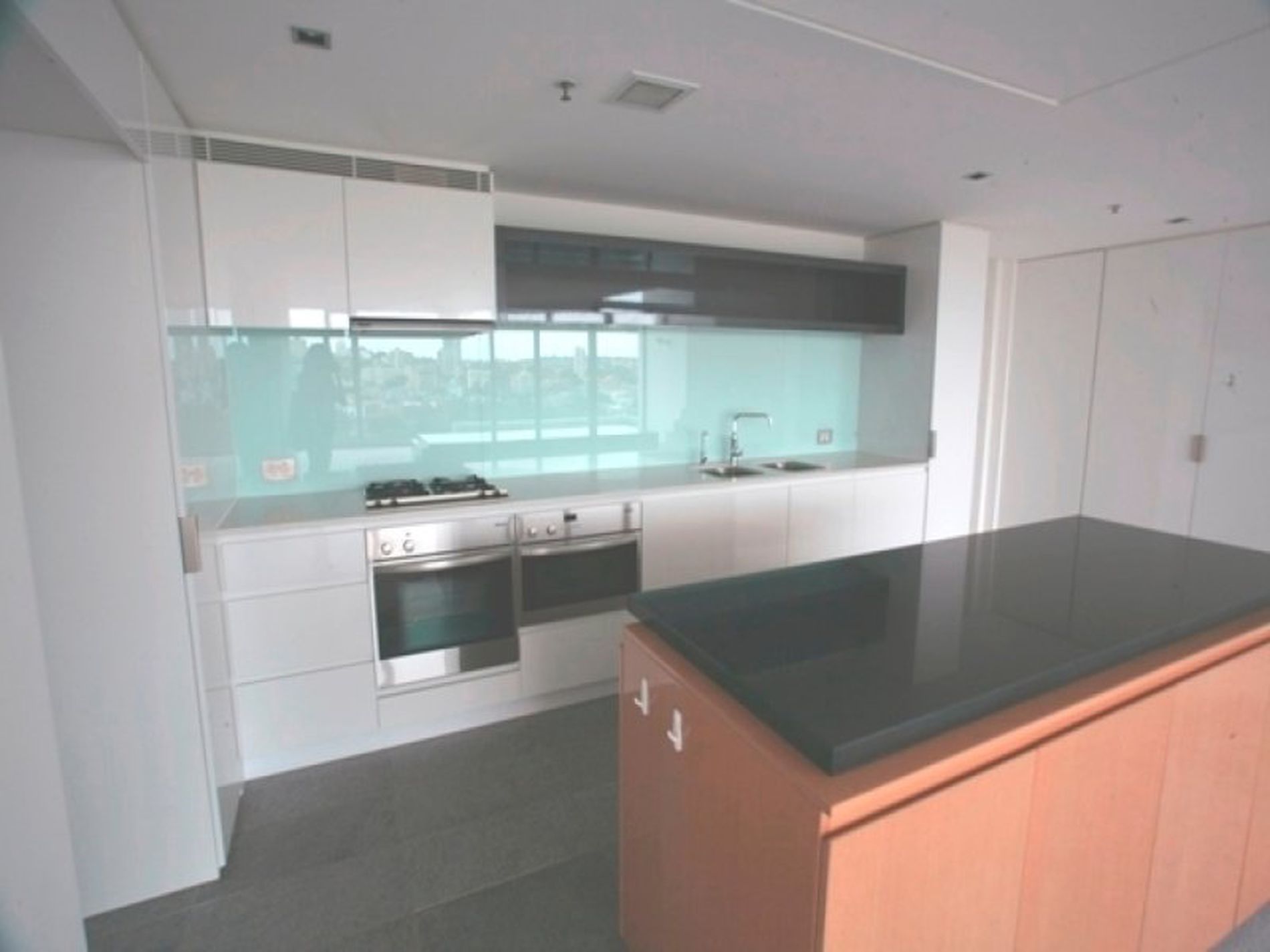 Level 14 / 19-21 Elizabeth Bay Road, Elizabeth Bay