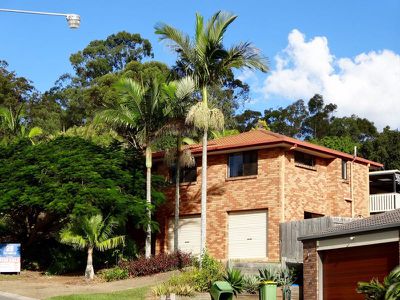 3 Salamander Place, Rochedale South