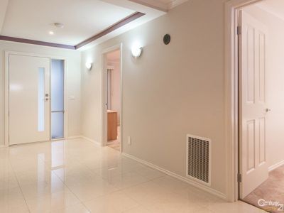 4 Kingsbarn Court, Cranbourne