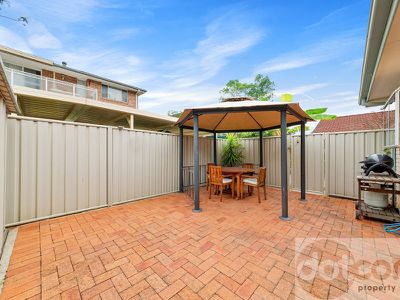 12 / 205A Albany Street, Point Frederick