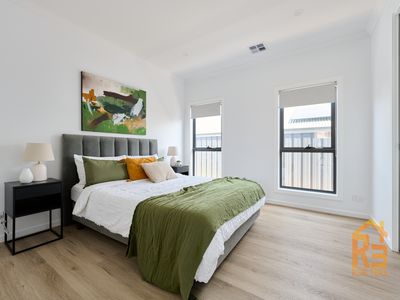 55 Skyline Crescent, Nar Nar Goon