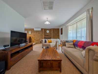 12 Goyne Crescent, Swan Hill