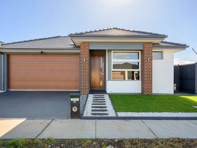 28 Cushion Way, Tarneit