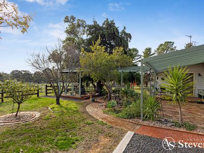 211 Back Kyneton Road, Heathcote
