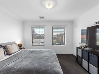 2C Troytown Way, Melville