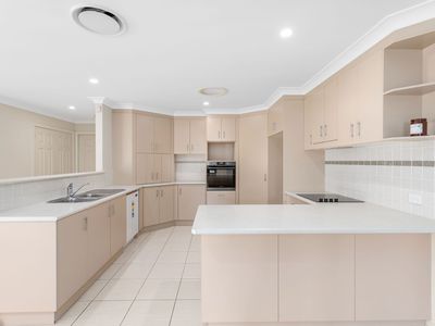 11 Fig Tree Court, Forster