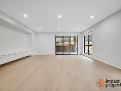 15 Alistair Knox Terrace, Taylor
