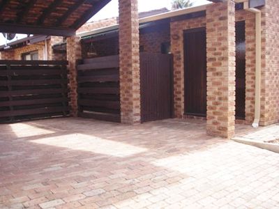 30 Clifton Street, Scarborough