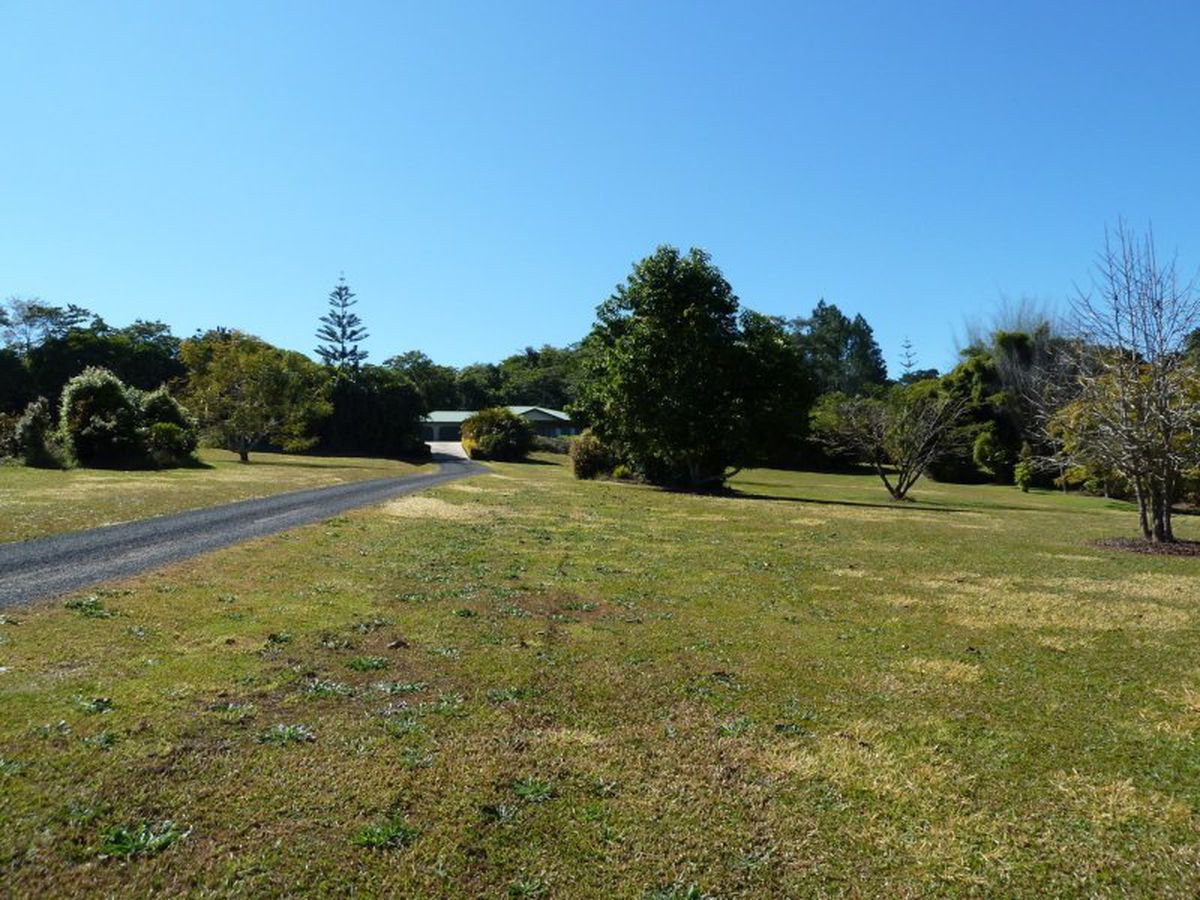 64 Sheehan Rd, Tarzali