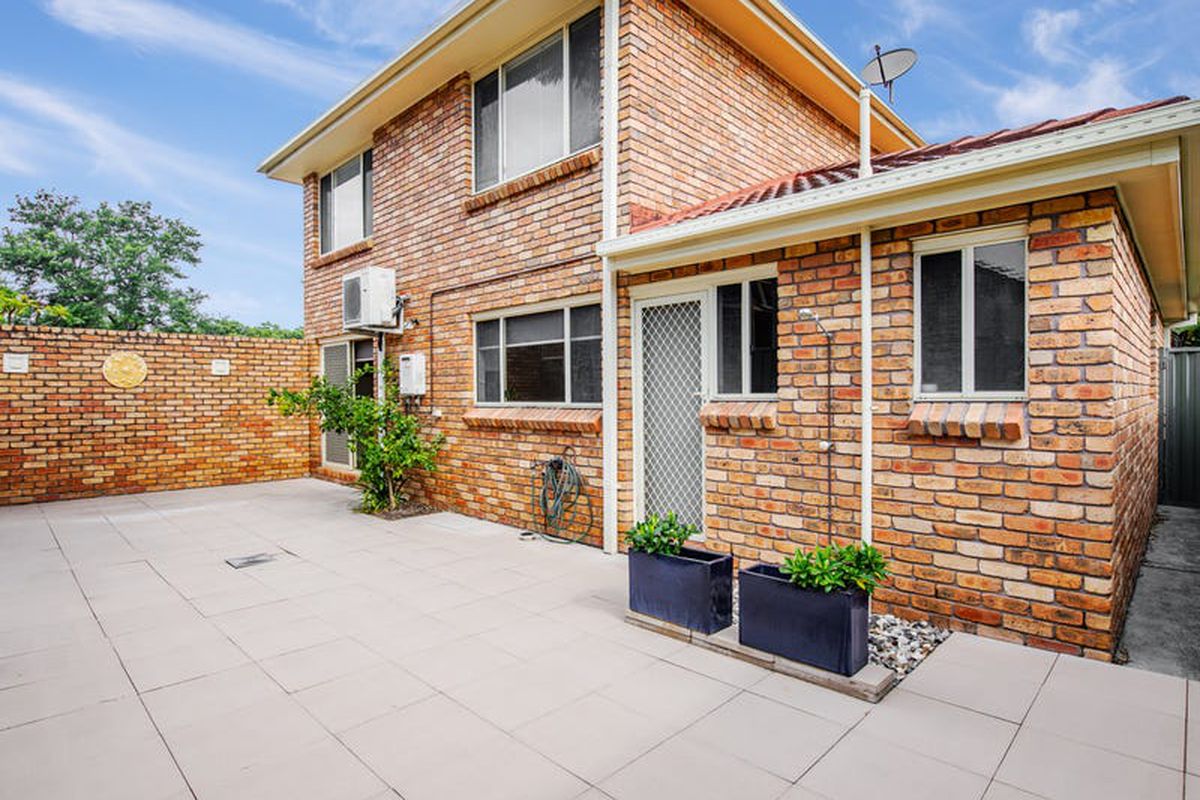 2 / 165A Ocean View Drive, Wamberal