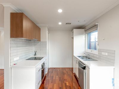 1 / 302 Princes Highway, Narre Warren