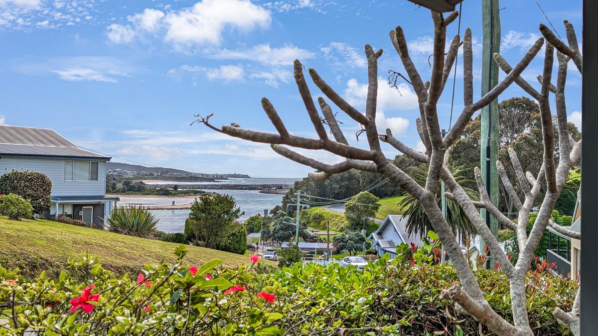 8A Noorooma Crescent, Narooma