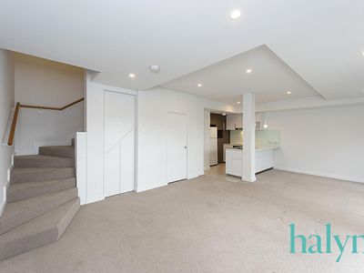 2 / 32 Cowle Street, West Perth