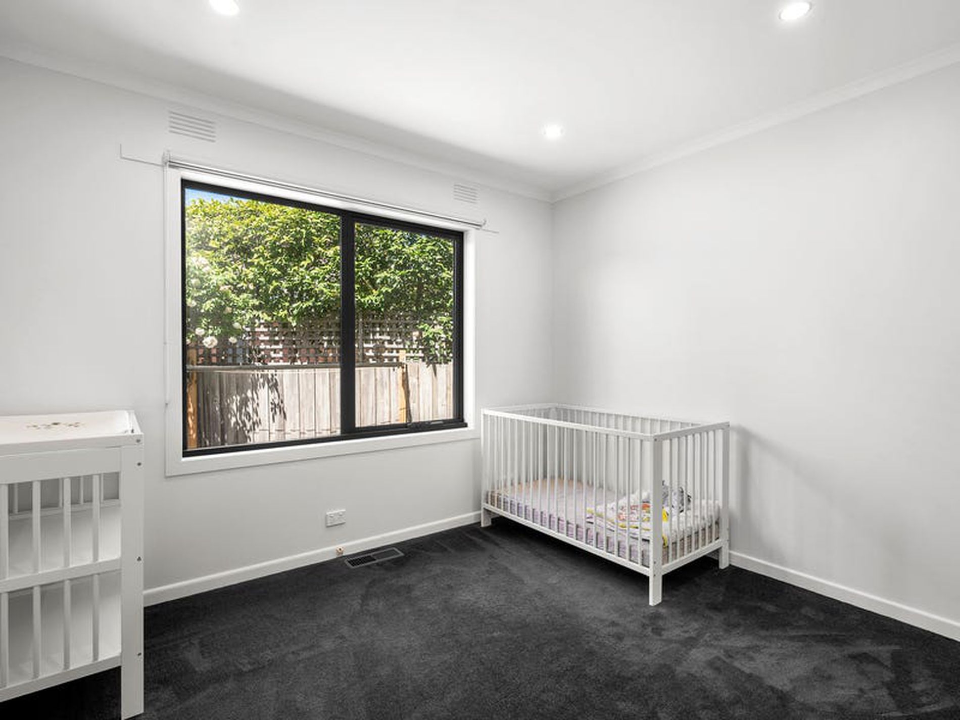 35 Queens Road, Newtown