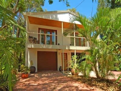 8 Pakee Street, Alexandra Headland