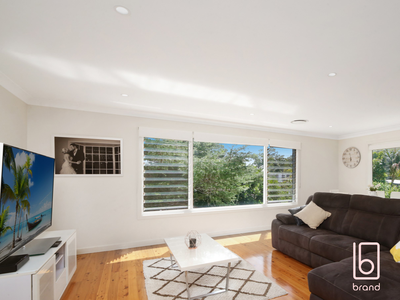 16 Lakewood Ave, Green Point
