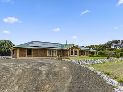17 Admella Drive, Beachport