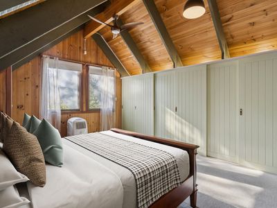 6 Murmuring Way, Goughs Bay