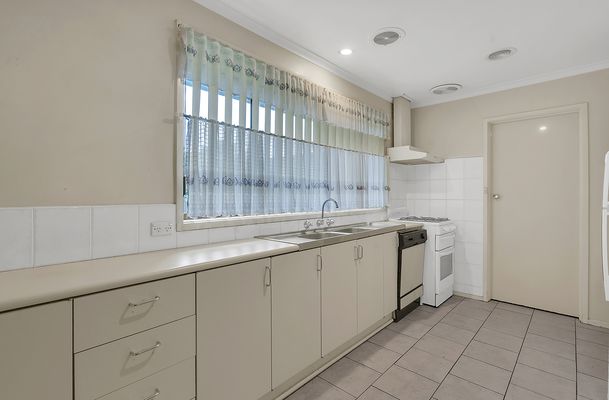 6 Bee Court, Craigieburn