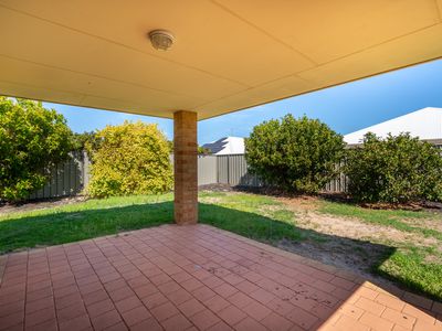 19 Kookynie Loop, Baldivis