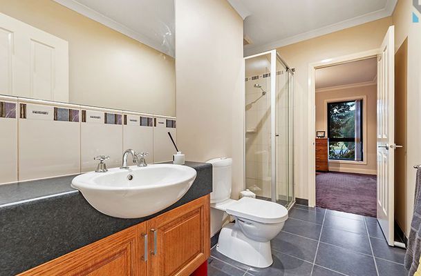 24 St Andrews Close, Hidden Valley