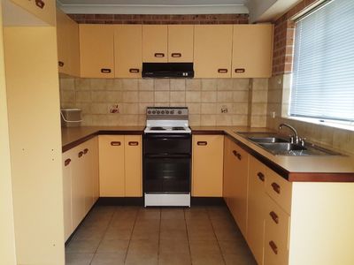 2 / 13 Grove Circuit, Lake Illawarra