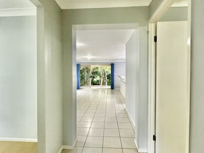 18 Waratah Ct, Yamanto