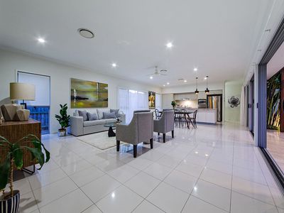 7 Esk Crescent, Wakerley