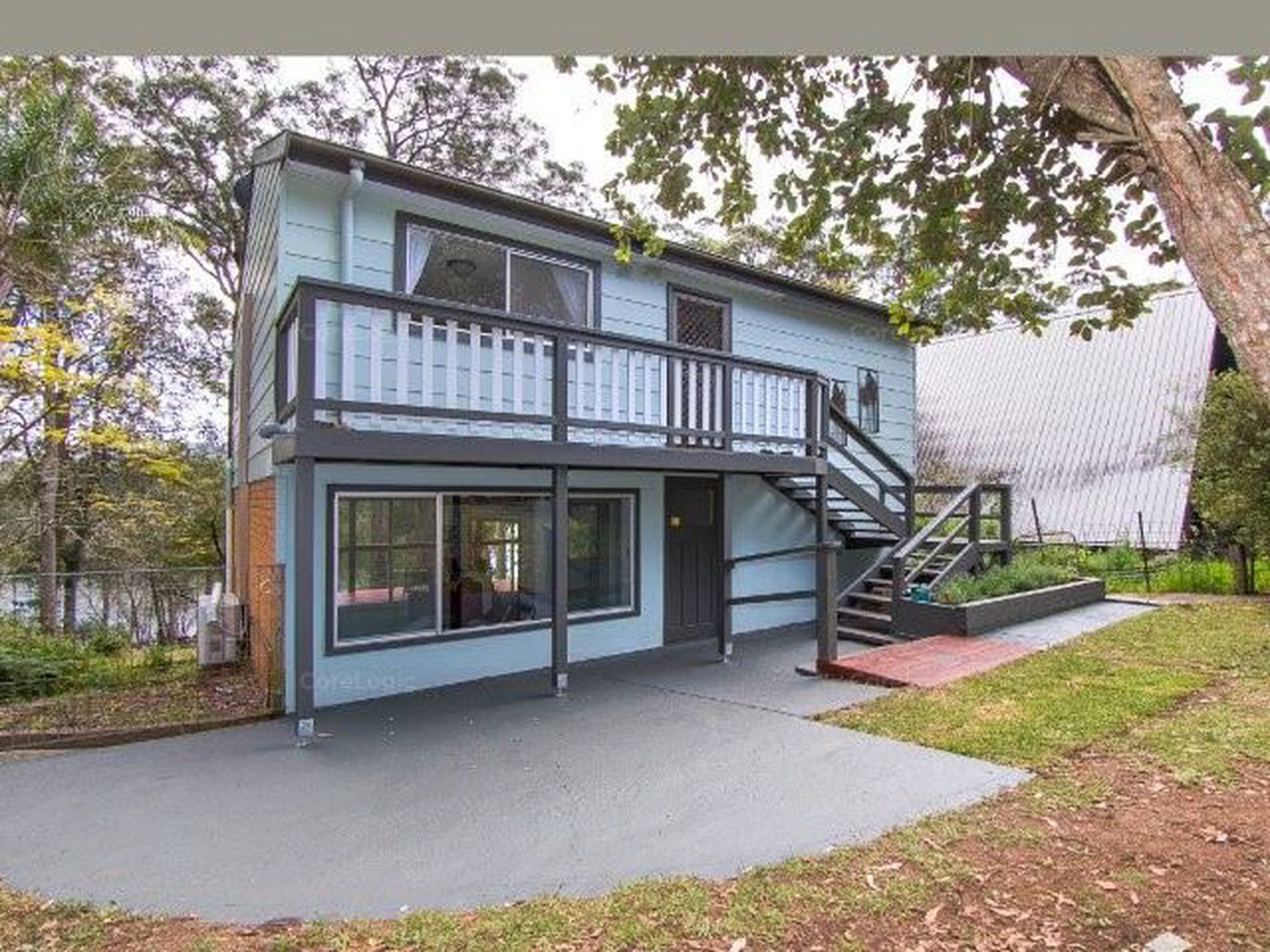 2 Anglers Parade, Fishermans Paradise